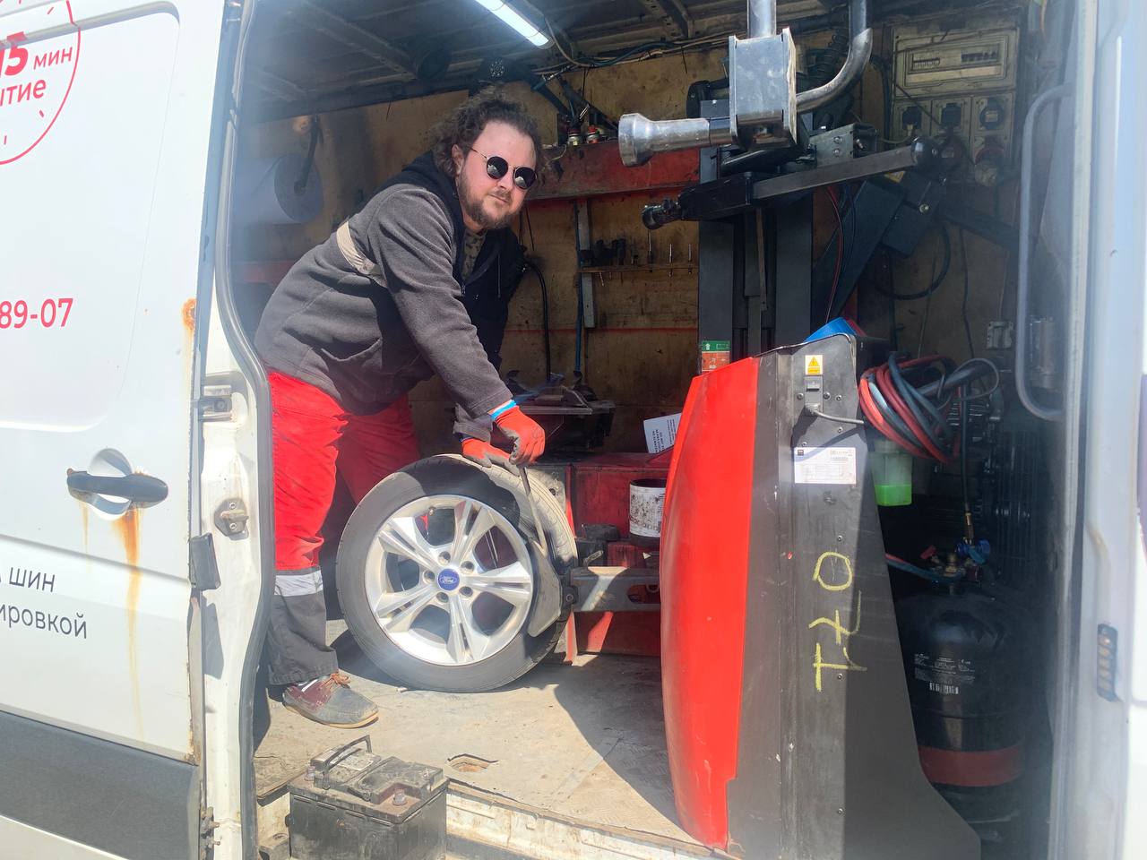 шиномонтаж замена колеса